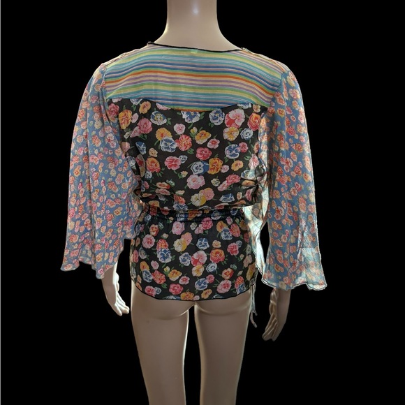 Vintage Flared Bell Sleeve Crop Wrap Top Boho Summer Size M Floral Beach 60s - Picture 7 of 11